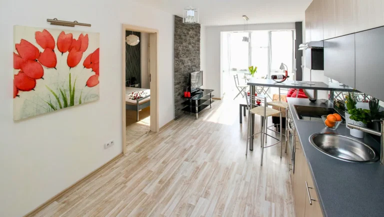Small Apartment Cleaning Checklist: A Simple Routine That Actually Keeps Things Clean