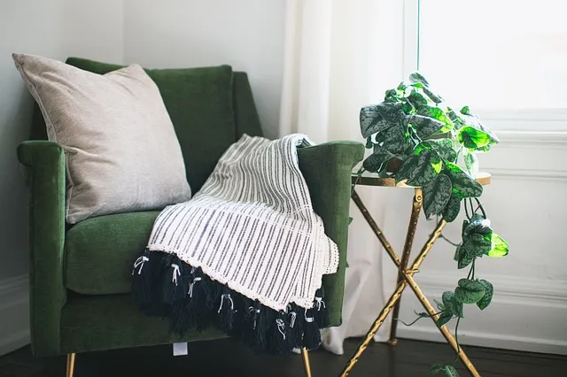How to Clean Your Room Fast When You Have Zero Motivation