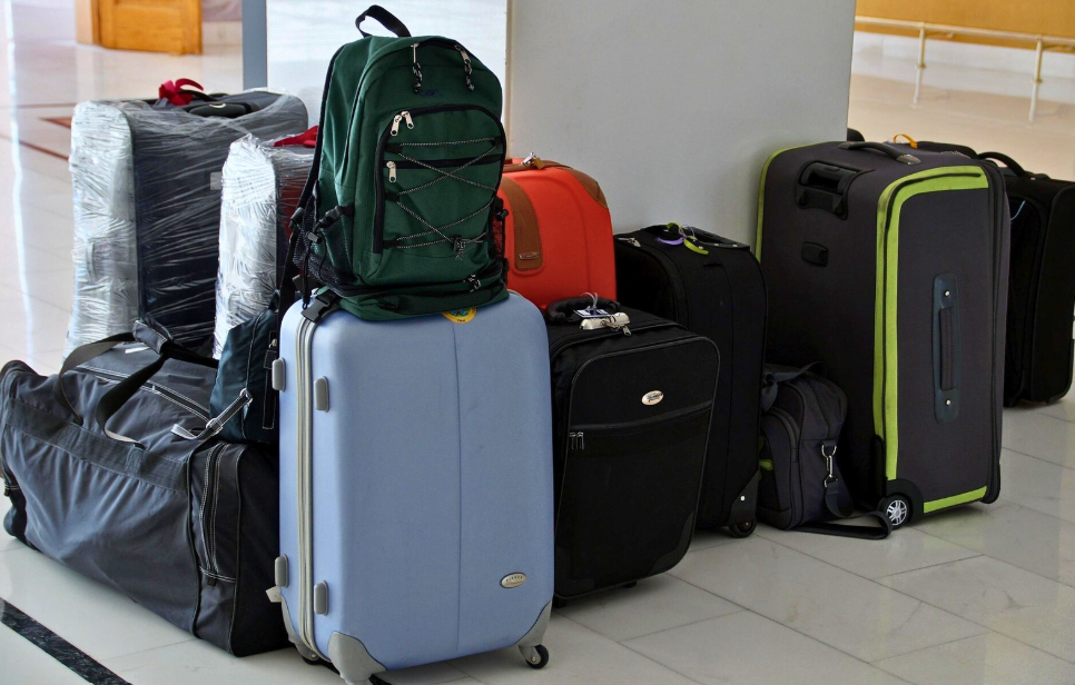 10 Essential Things I Always Pack (That Most People Forget)